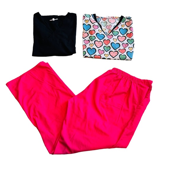 3 Piece DELTA Scrub Set - 2 Tops (1X), 1 Pants (2X) - Picture 1 of 16